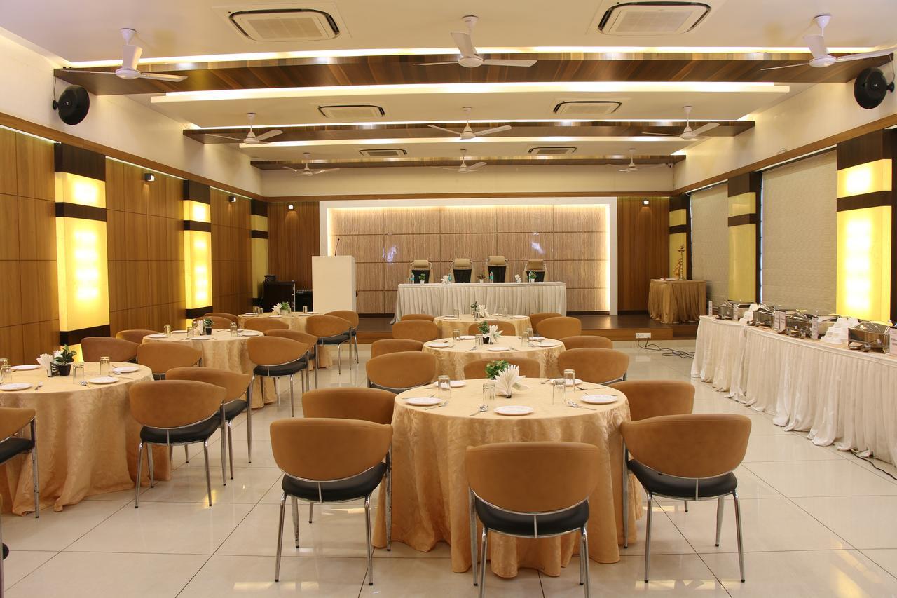 Hotel Deepali Sagar  Exterior photo
